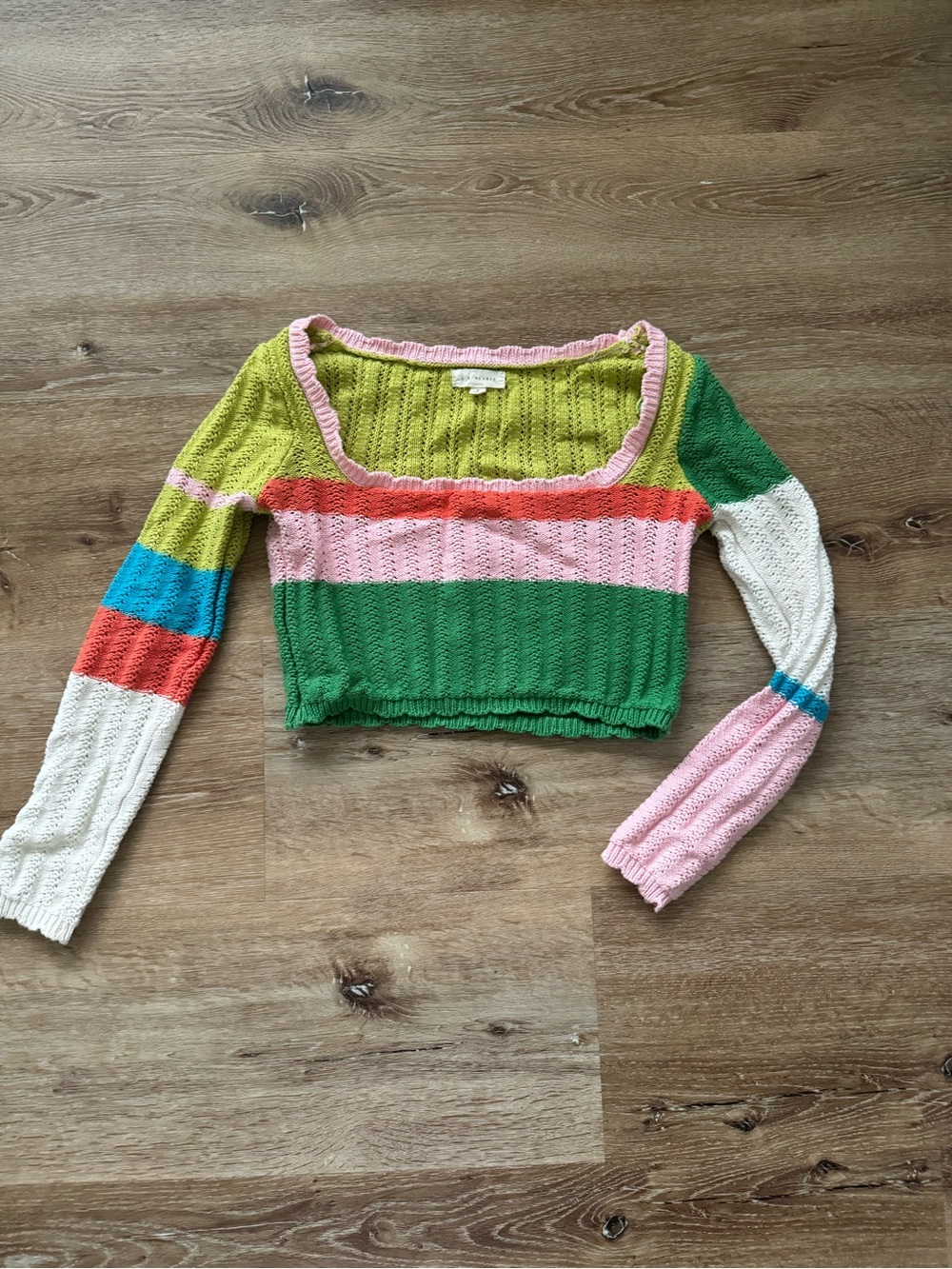La Hearts knit cropped sweater from Pacsun size small excellent condition